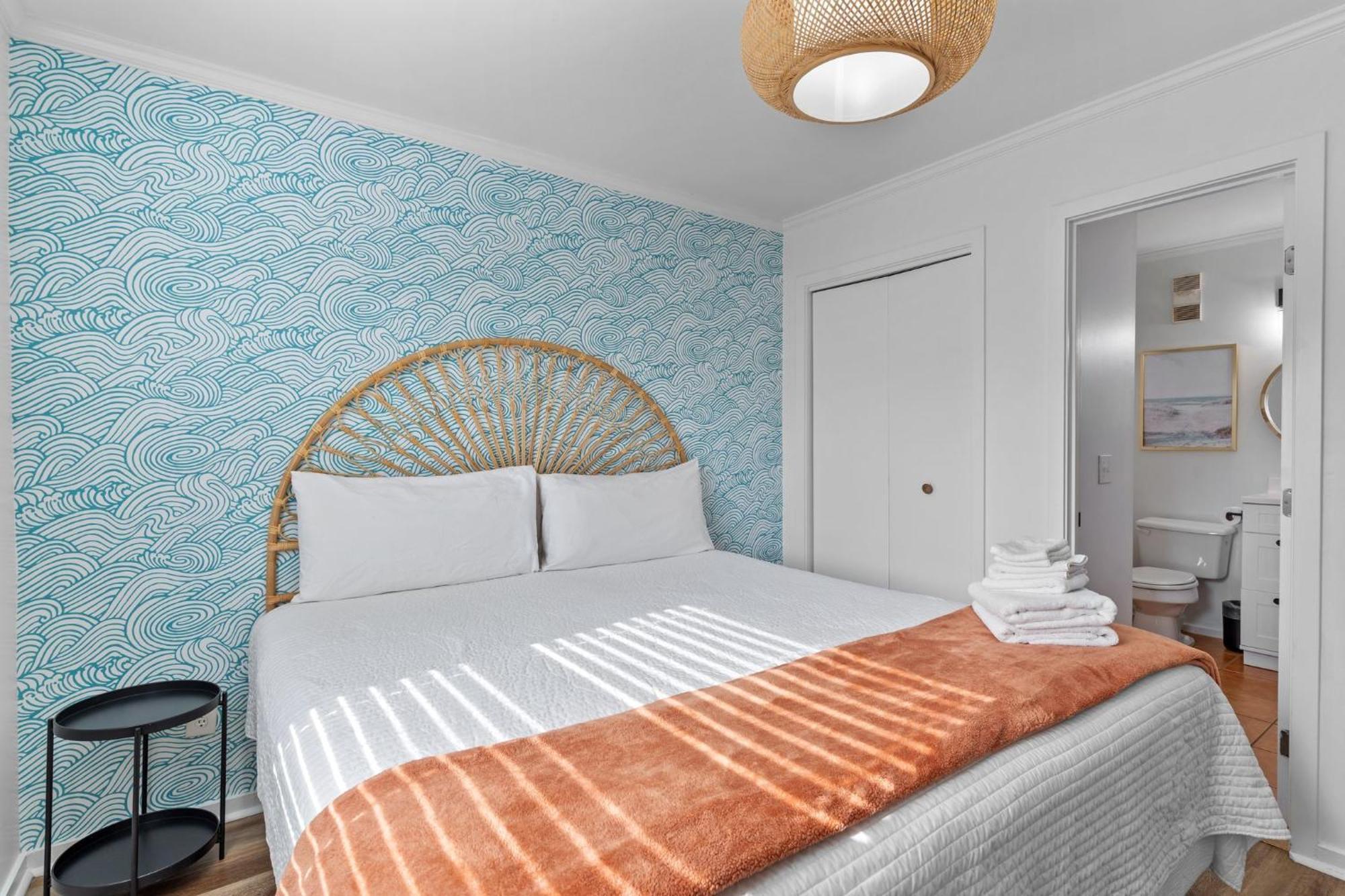 Hang Ten Hideaway, Pool, Condo, Parking - 6 Person Max Occupancy Каролина Бийч Екстериор снимка