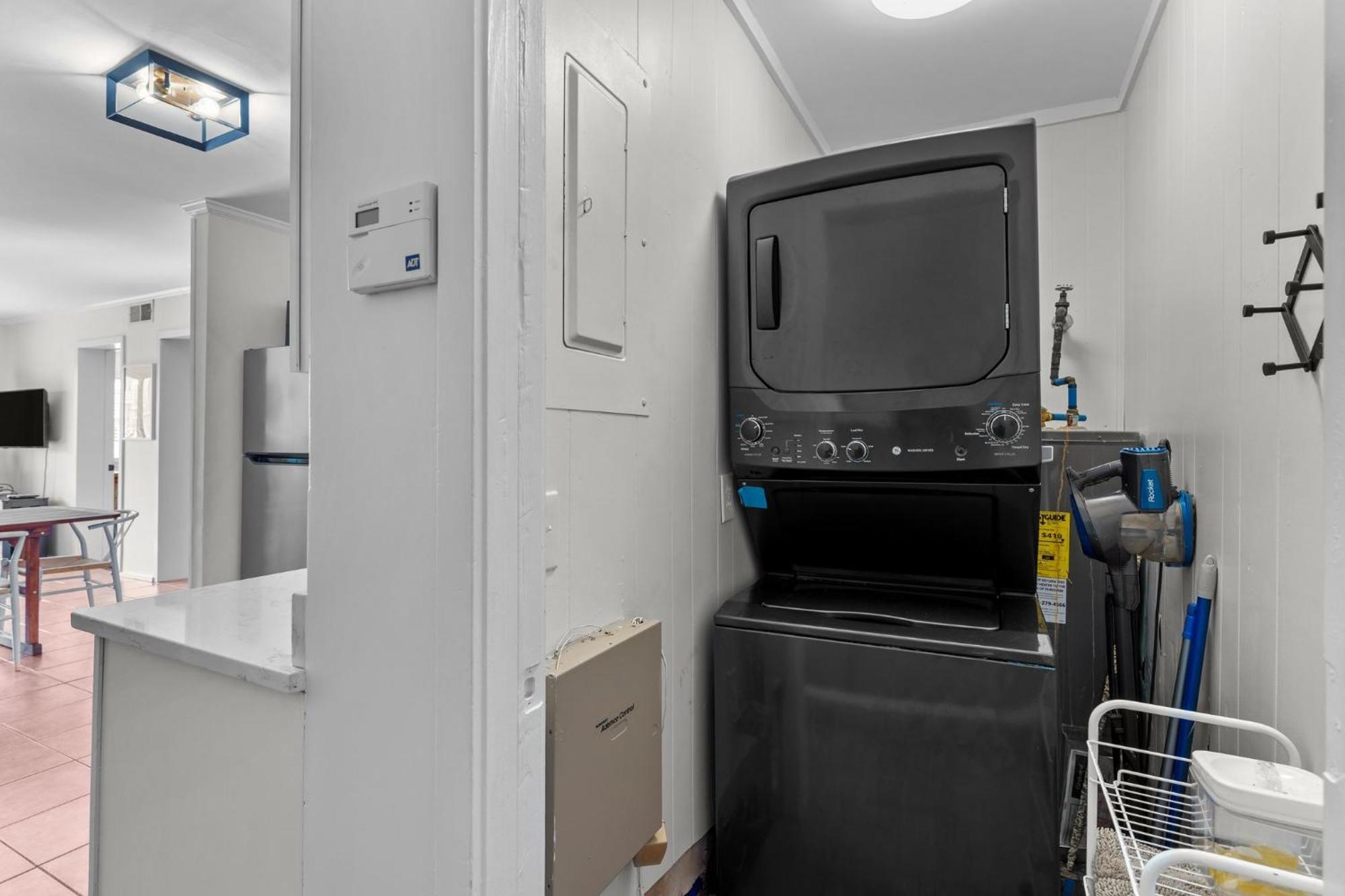 Hang Ten Hideaway, Pool, Condo, Parking - 6 Person Max Occupancy Каролина Бийч Екстериор снимка