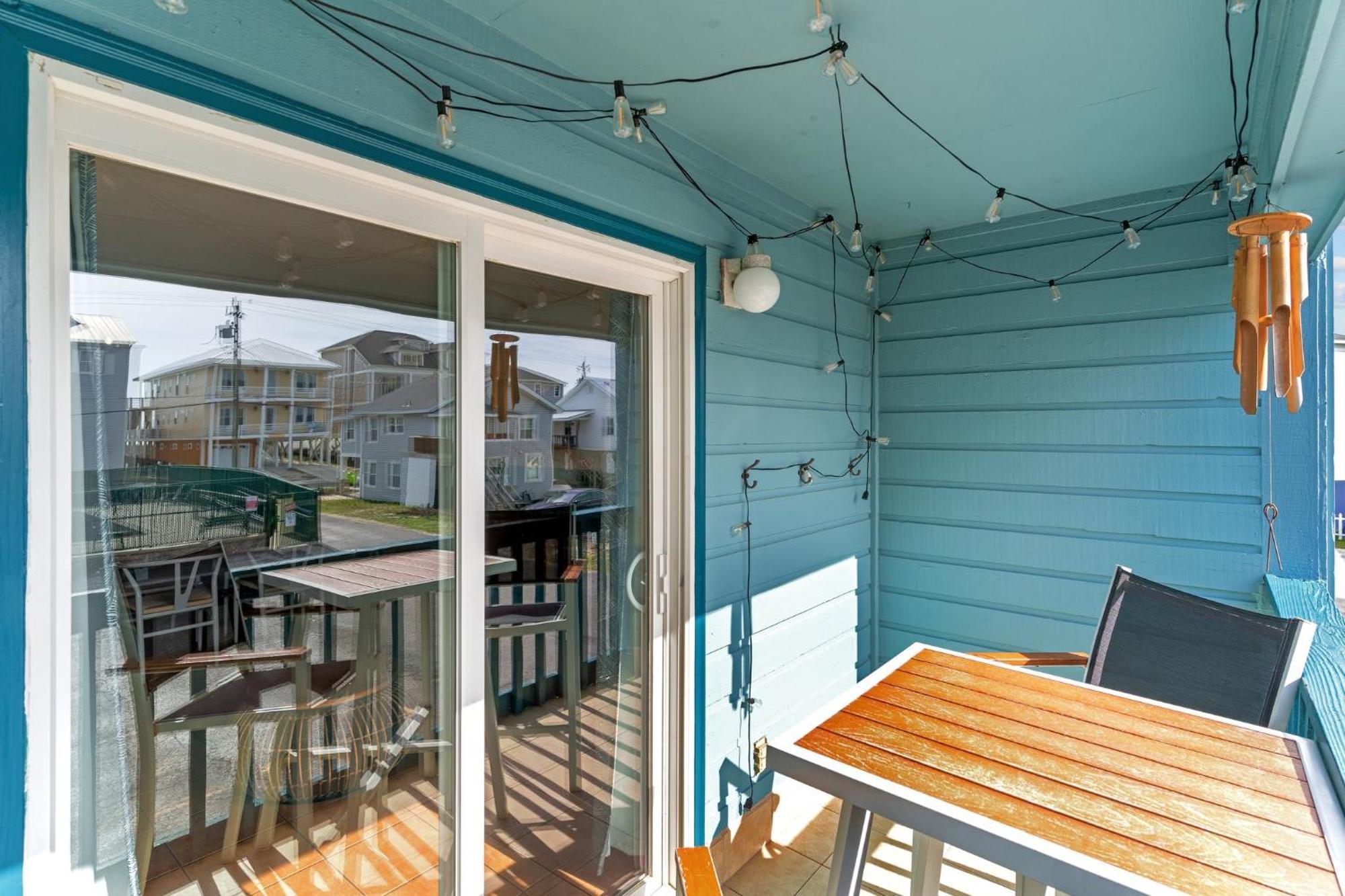 Hang Ten Hideaway, Pool, Condo, Parking - 6 Person Max Occupancy Каролина Бийч Екстериор снимка